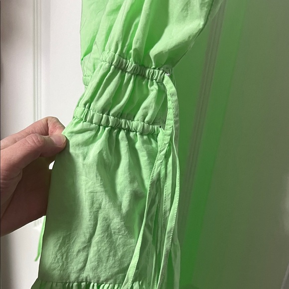 Universal Thread Green Dress - Picture 6 of 11